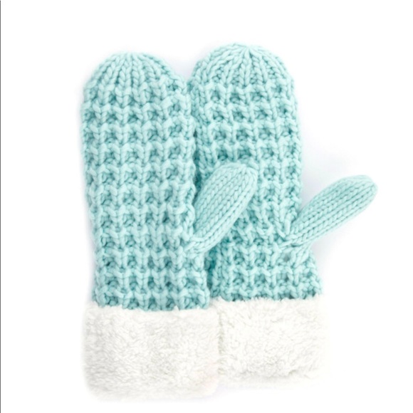 Chunky knit sherpa trim mitten with fleece lining - Picture 2 of 6